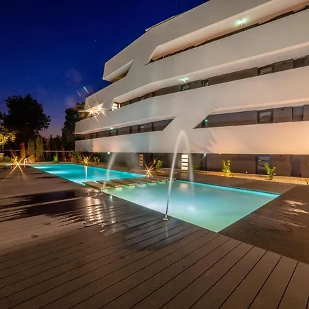 Moments - Emerald Penthouse Daire