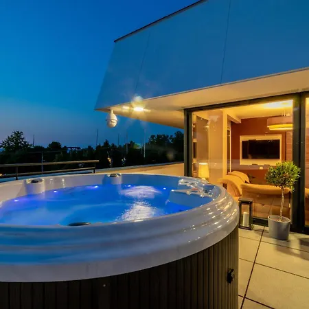 Moments - Emerald Penthouse * Balatonszárszó