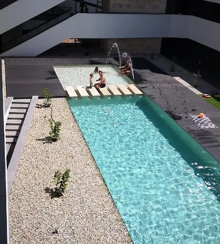 דירה Moments - Emerald Penthouse