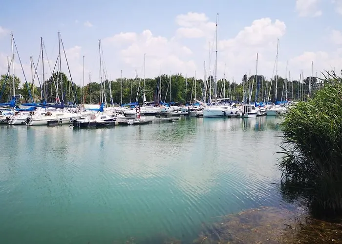 アパート Moments - Emerald Penthouse Balatonszárszó